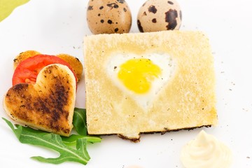 uova di quaglia con pancarrè