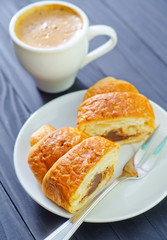 croissant and coffee