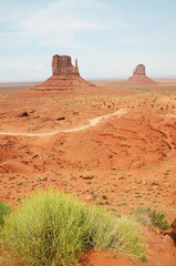 Fototapeta na wymiar Monument valley - valley of rocks, Arizona/Utah