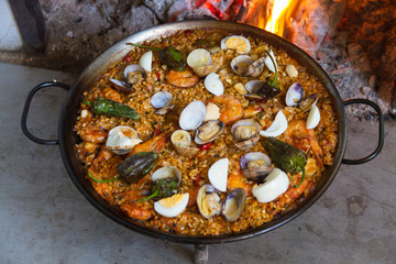 Paella cocinada
