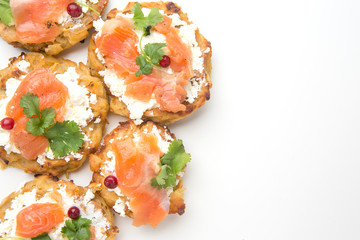 Potatoe pancakes with salmon