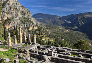 Fototapeta na wymiar Ruiny świątyni Apollo.Delphi, Grecja.