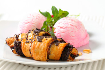 Chocolate crescent rolls with ice cream
