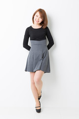 ポートレート　女性　全身