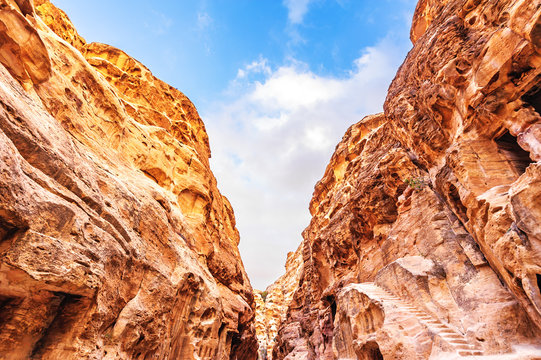 Scenic view of gorge at Nabataean ruins in Siq al-Barid, Jordan