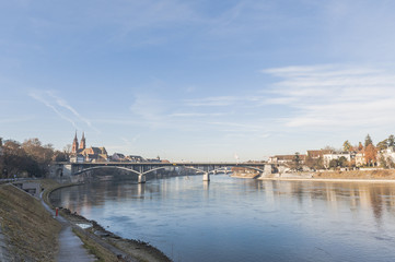 Obraz premium Basel, Altstadt, Rhein, Uferweg, Münster, Schweiz