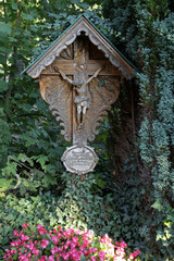 Grabkreuz auf dem Friedhof Bad Pyrmont