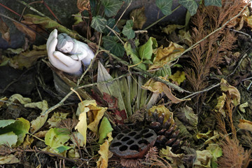 Grabstillleben af dem Friedhof in Bad Pyrmont