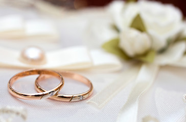 wedding rings