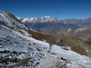 Obraz premium Foot-path to Muktinath, Nepal