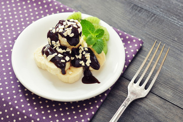 banana with melted chocolate