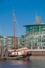 Häuser an der Themse in London
