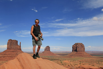 homme à Monument Valley, Arizona