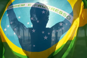 Fototapete Brasilien Brasilianische Flagge Helle Silhouette Palmen