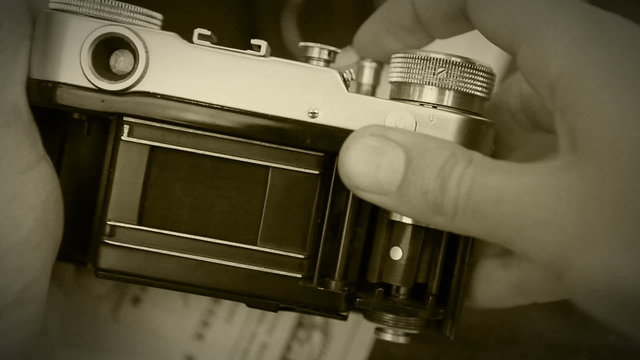 Old film reporteurs shutter mechanism work
