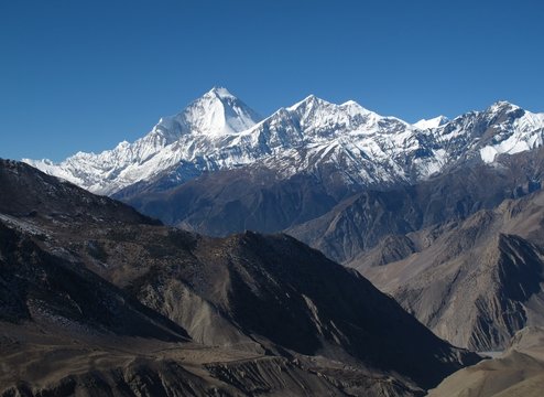 Landscape in Central Nepal, Dhaulagiri and Tukuche Peak