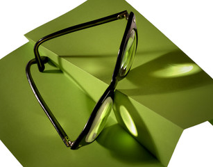 Light reflection through high diopter retro glasses