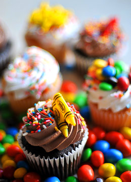 cake, cupcake and sweet pastry (delicious dessert)