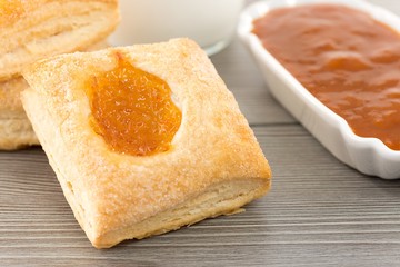 sfogliatella alla marmellata