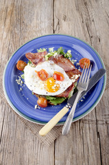 breakfast with bacon and fried egg