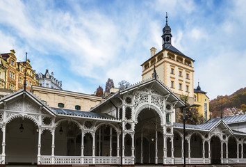 Fototapeta na wymiar Rynek Kolumnada, Karlovy Vary; Czechy