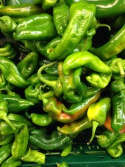 Pimientos picantes en fruteria