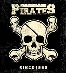 vintage pirate skull mascot