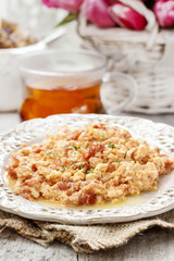 Scrambled eggs with tomatoes