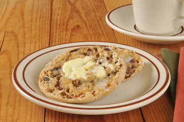 Cinnamon raisin English muffin