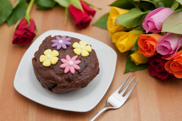 Schokoladentörtchen mit Rosen
