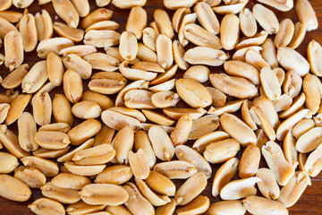 shelled peanuts