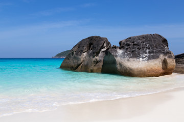 Weisser Sandstrand und Türkisblaues Meer