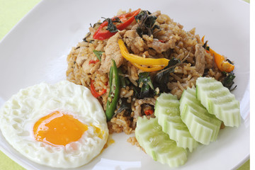 Fried rice with basil, chili and pork