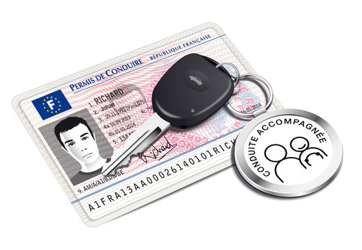 Nouveau permis de conduire avec porte-clé conduite accompagnée