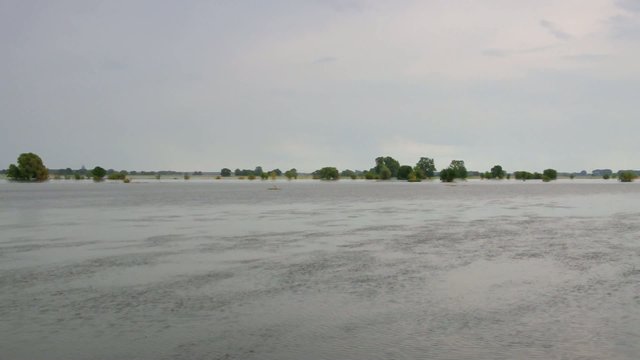 Elbe Hochwasser vid 01