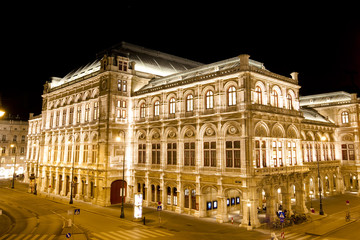 Fototapeta na wymiar Vienna State Opera
