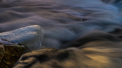лед и вода