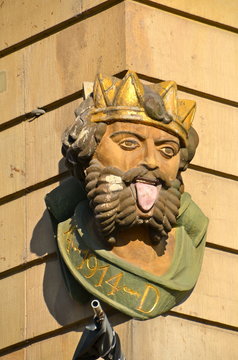 L&auml;llek&ouml;nig, King of Basel carnival