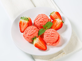 Strawberry sherbet