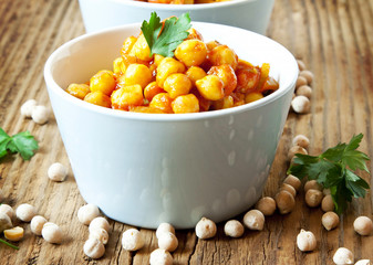 Chickpeas Curry with Parsley