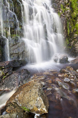Fototapeta na wymiar Moss Force Waterfall