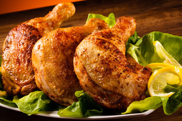 Grilled chicken legs and vegetables