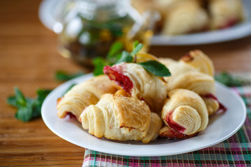 croissants with jam