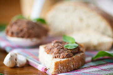 pate with bread
