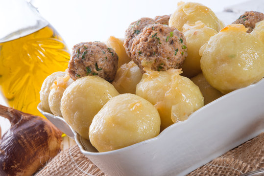 dumplings with meatball