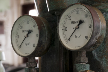 Two antique pressure gauges
