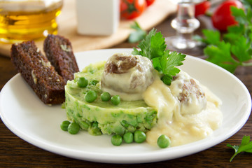 Swedish meatballs in a creamy sauce