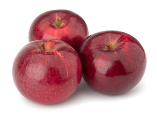 Fototapeta na wymiar red apples isolated on white background