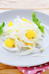 easy winter salad with fennel
