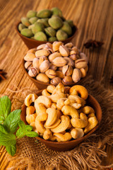 mix nuts